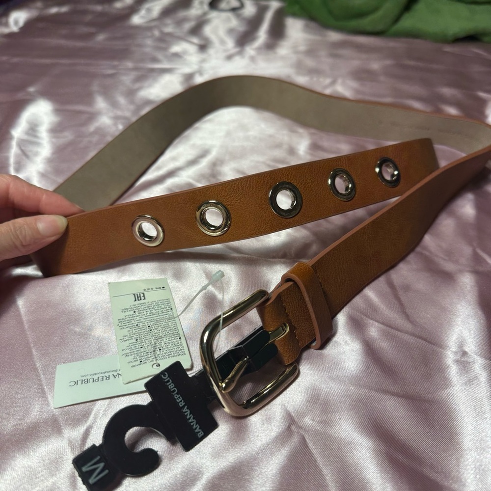 Banana republic Brown synthetic belt with gold accents